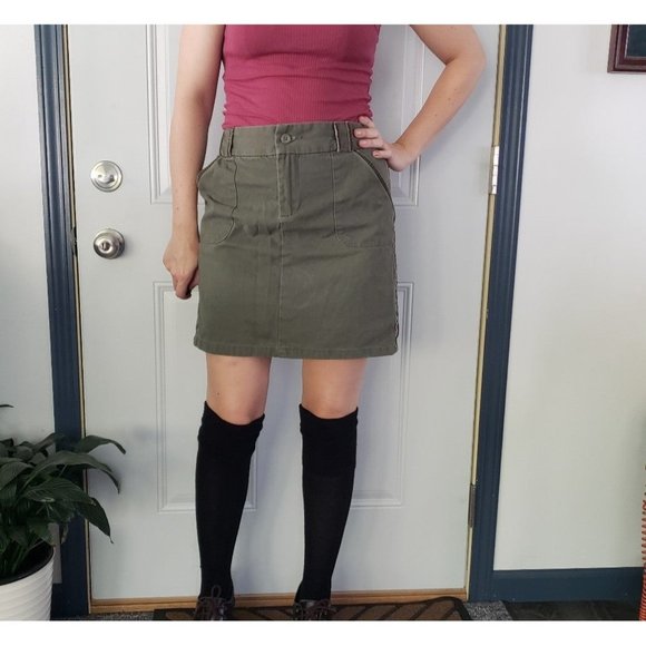 Y2K Olive Green Old‎ Navy Mini Skirt - Picture 1 of 5